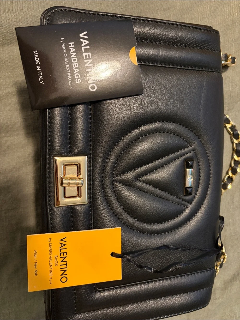 Mario Valentino Black Quilted Leather Shoulder Bag with Gold Chain - Picture 5 of 5